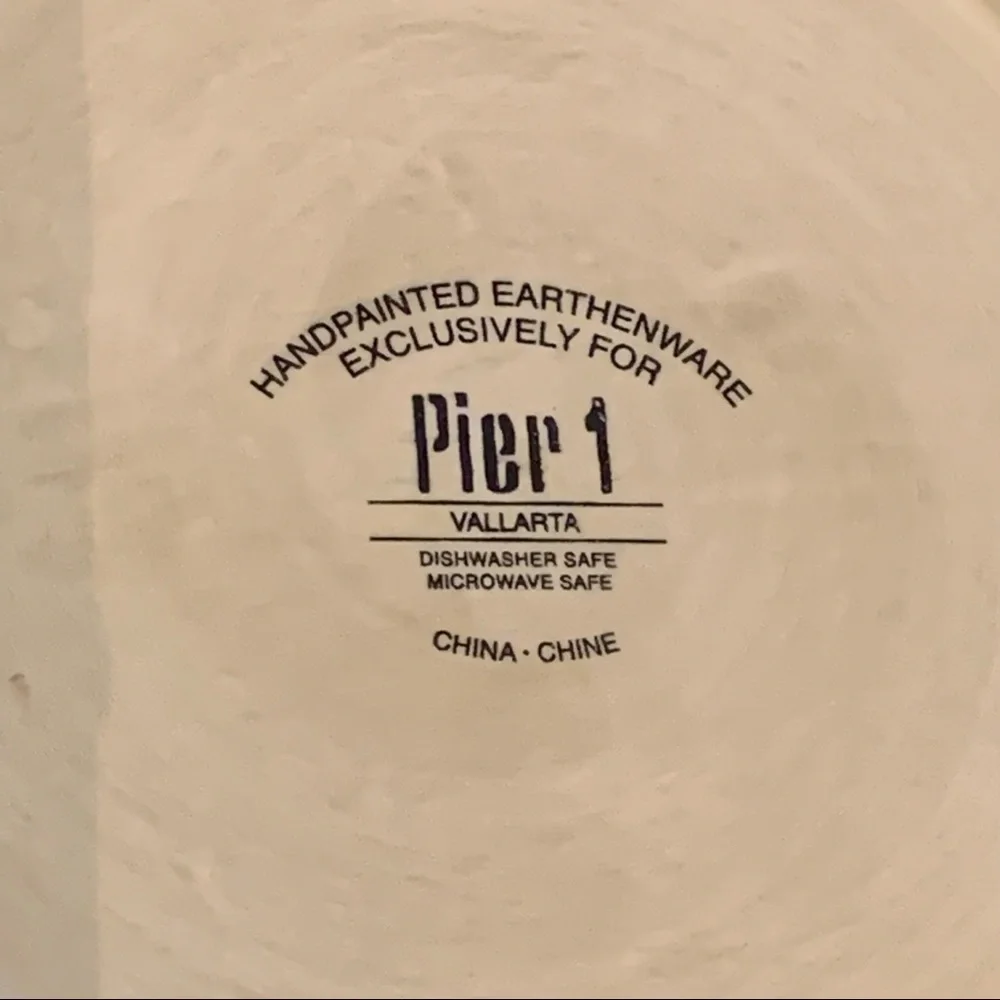 Pier 1 Vallarta 13 inch chop plate round platter